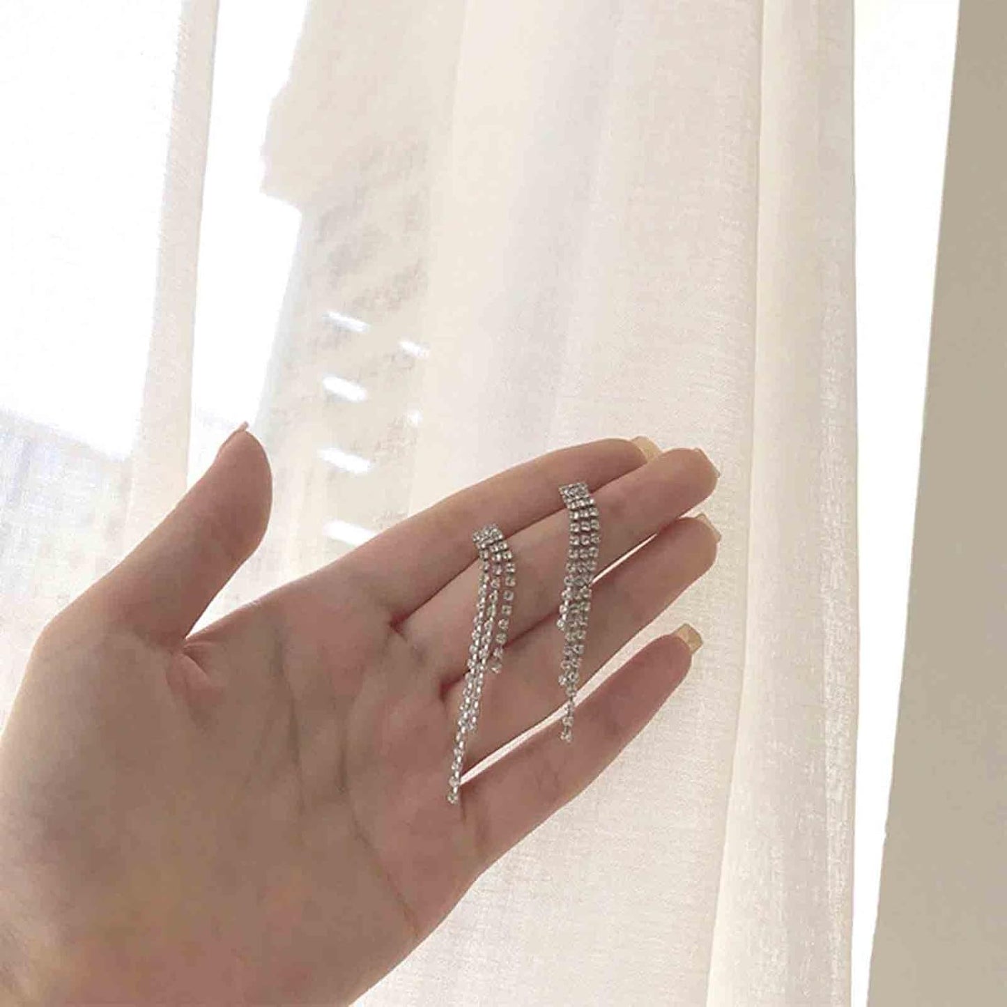 Boho Rhinestone Tassel Earrings Long Fringe Drop Dangle Earrings Silver Crystal Chain Tassel Earrings Vintage Chandelier Chain Studs Earrings Luxury Statement Earrings Jewelry for Women and Girls Gifts