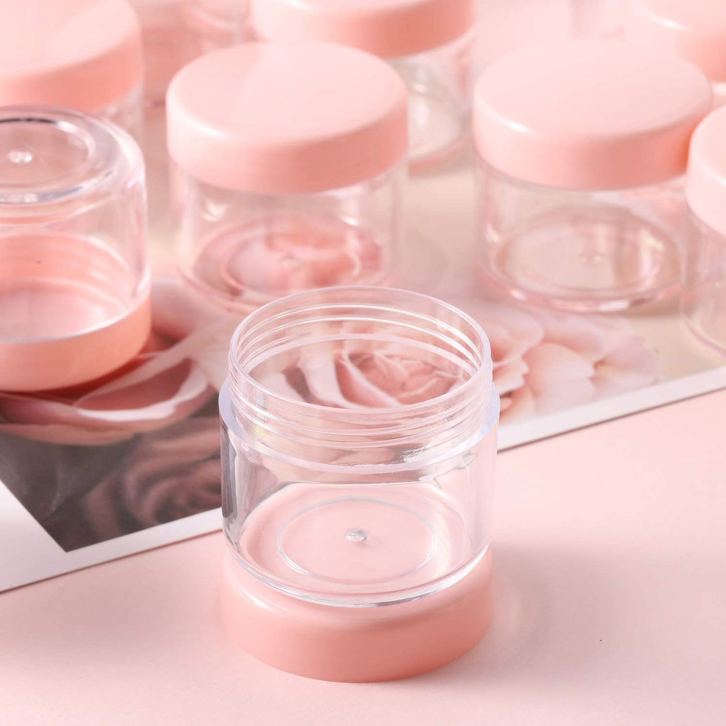 100 Count 20g Sample Containers with Lids，Refillable Cosmetic Containers Small Plastic Jars Lip Scrub Container - Pink