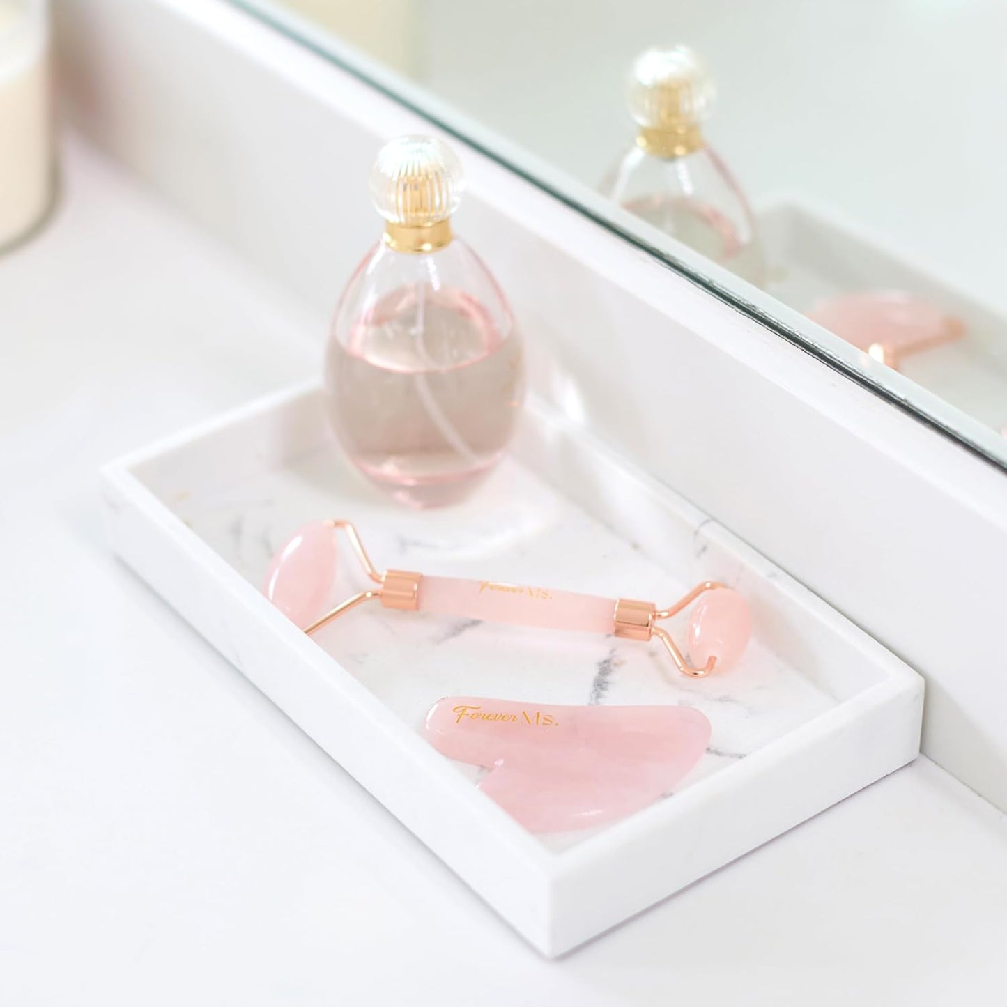 Face Roller & Gua Sha Set - Brazilian Certified Rose Quartz Stone - Natural Anti-Aging Facial Massager Tool for Skin Tightening - Lifting Facial Roller & Eye Sculpting Kit for Women & Men