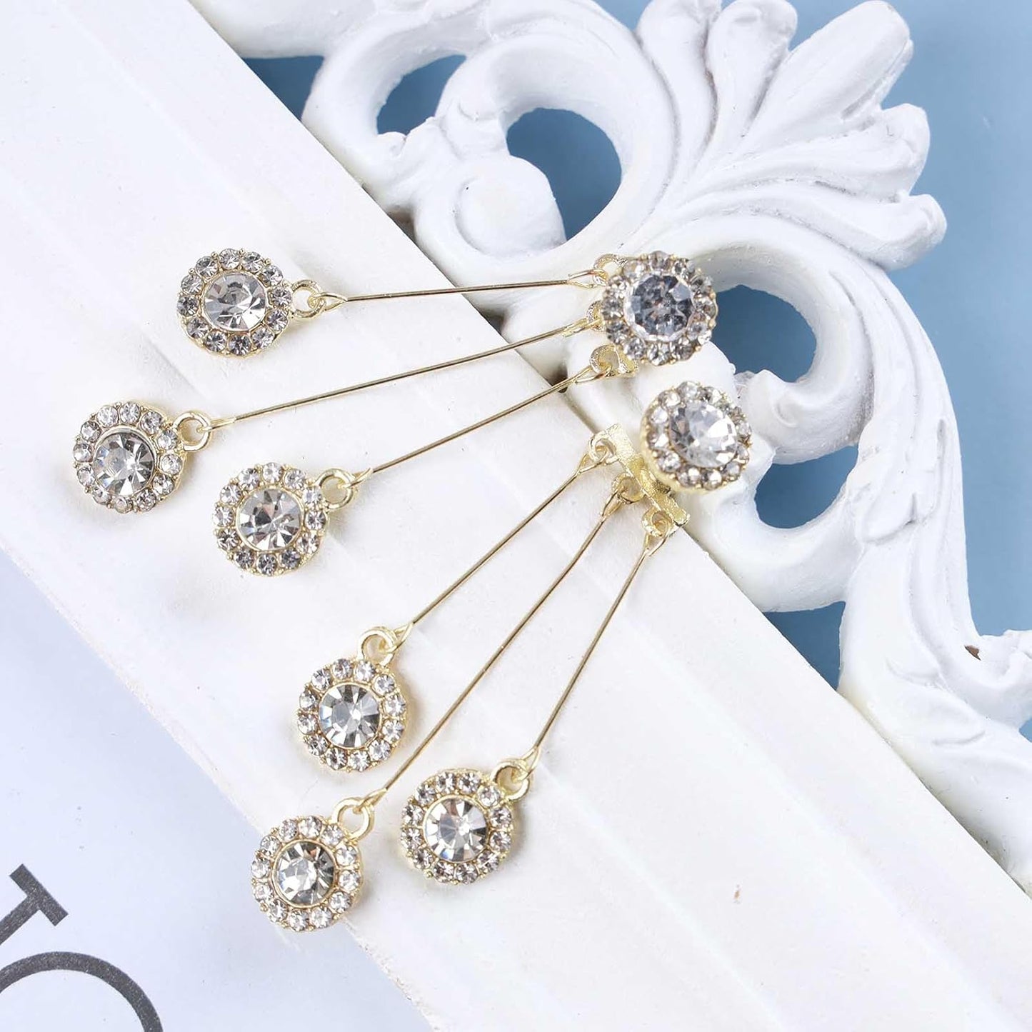 Vintage Crystal Chandelier Drop Earrings Rhinestone Ball Dangle Earrings Gold Rhinestone Stud Earrings Sparkle Bridal Chandelier Earrings Jewelry for Women