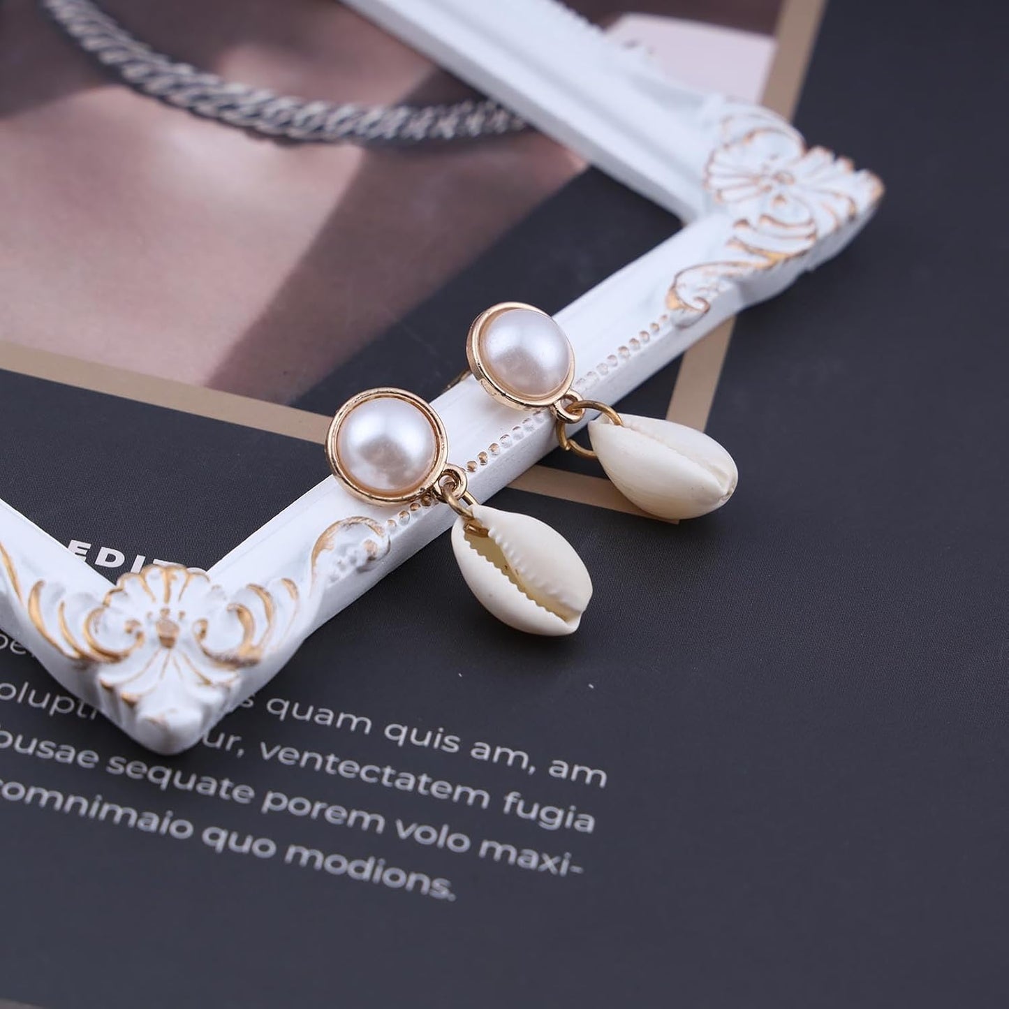 Vintage Pearl Shell Drop Earrings Gold Pearl Stud Earrings Cowrie Shell Dangle Earrings Natural Seashell Earrings Jewelry for Women