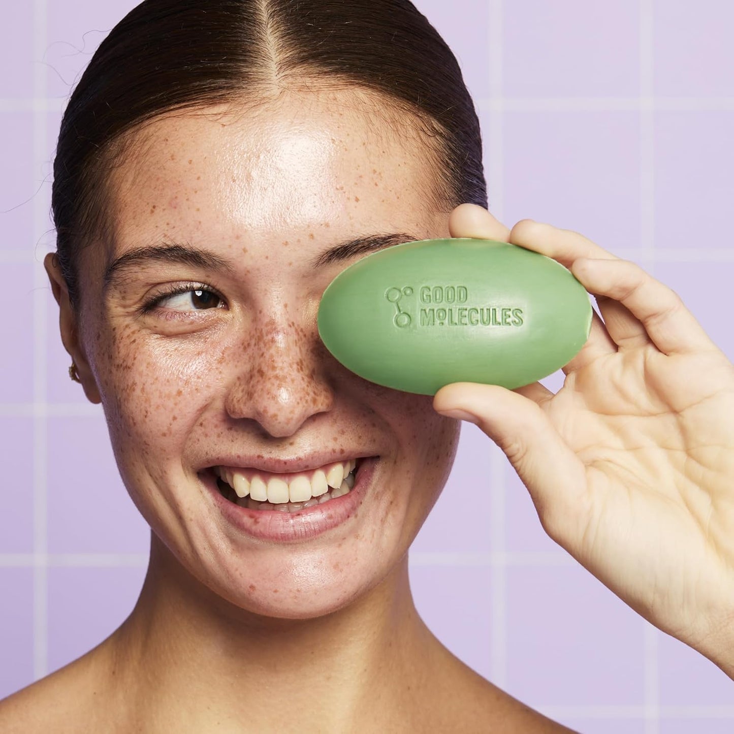 Good Molecules Brightening & Dark Spots Bar - Soap Free Face and Body Bar - Tranexamic, Kojic Acids and Niacinamide to Target Dark Spots - Skin Care