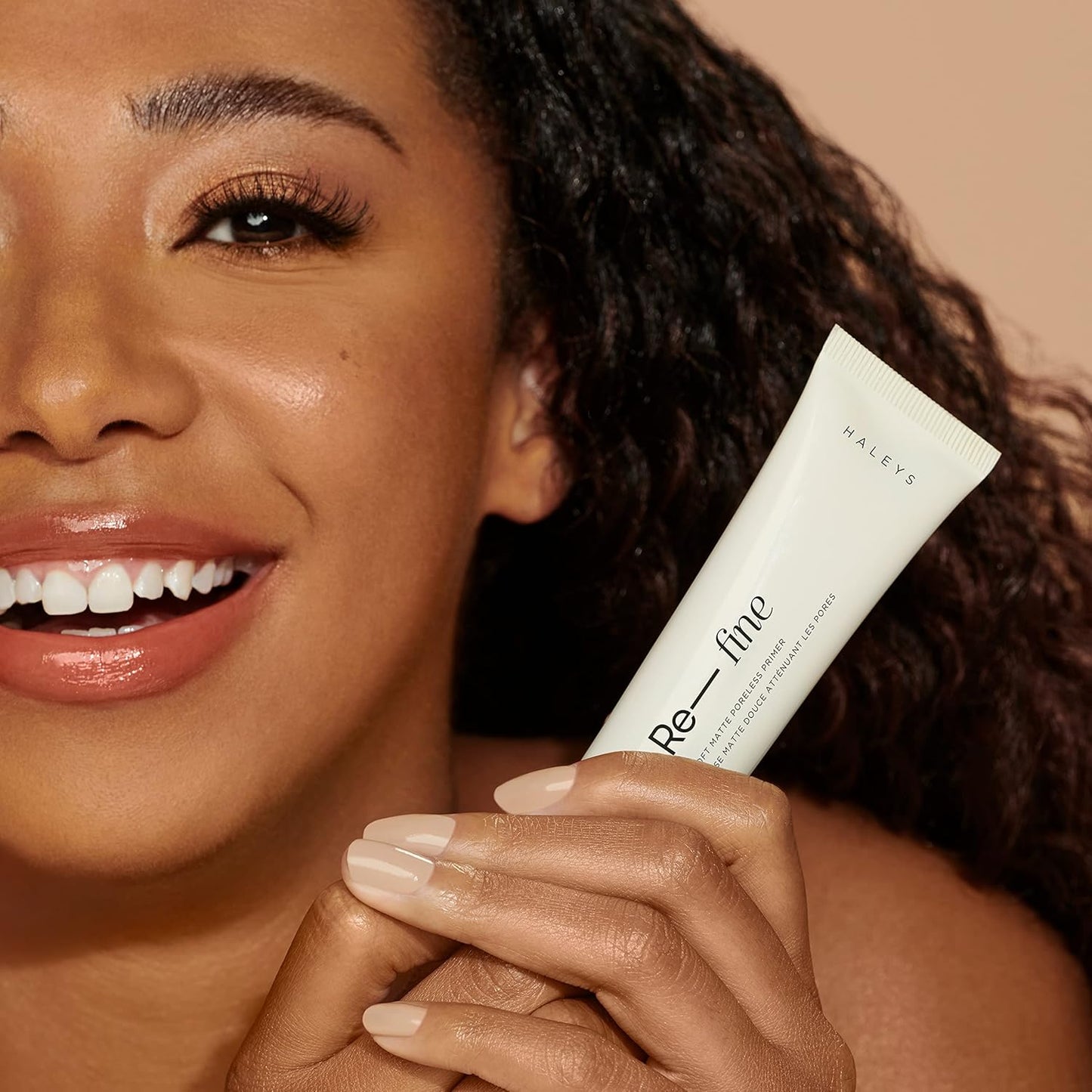 HALEYS Re-fine Soft Matte Poreless Primer (1 oz), Lightweight, Extends Makeup Longwear, Grips, Smooths, Blurs, Fills in Pores and fine lines, for All Skin Types + Tones, Cruelty + Fragrance-Free