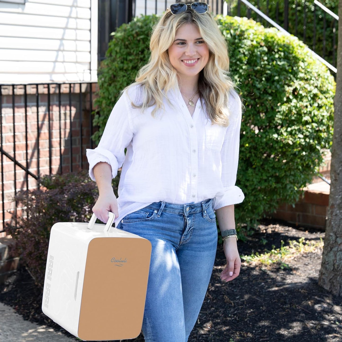 Cooluli 10L Mini Fridge for Bedroom - Car, Office Desk & College Dorm Room - 12v Portable Cooler & Warmer for Food, Drinks, Skincare, Beauty & Makeup - AC/DC Small Refrigerator with Glass Front, Gold